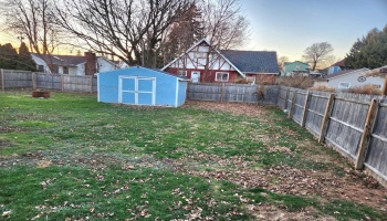 311 Sandusky Street, Bellevue, 44811, 3 Bedrooms Bedrooms, ,2 BathroomsBathrooms,Residential,For Sale,Sandusky,20254784