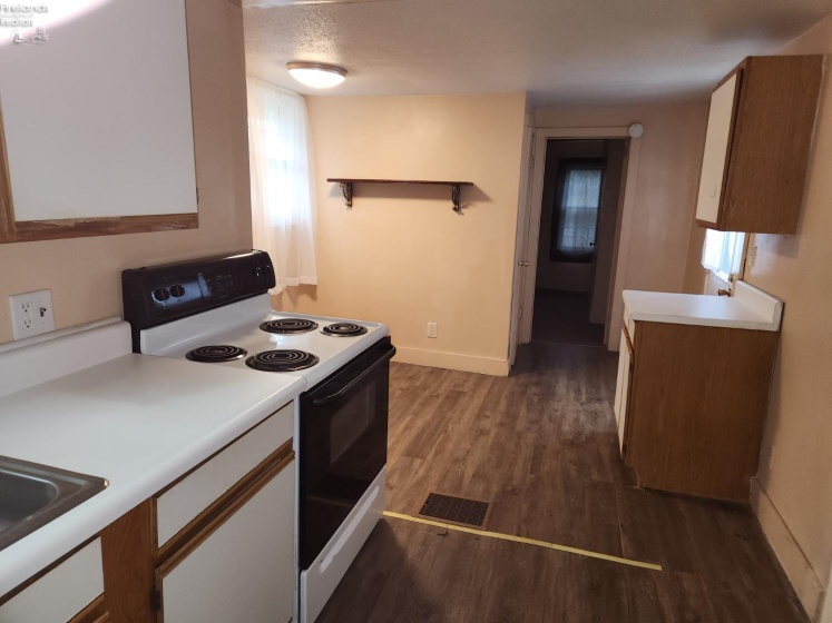 311 Sandusky Street, Bellevue, 44811, 3 Bedrooms Bedrooms, ,2 BathroomsBathrooms,Residential,For Sale,Sandusky,20254784