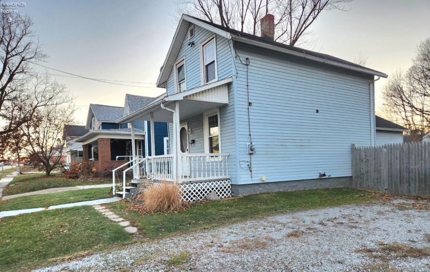 311 Sandusky Street, Bellevue, 44811, 3 Bedrooms Bedrooms, ,2 BathroomsBathrooms,Residential,For Sale,Sandusky,20254784