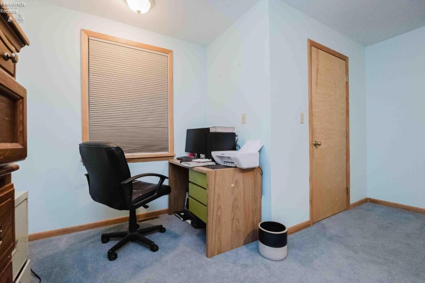 20 Pinecrest Drive, Tiffin, 44883, 3 Bedrooms Bedrooms, ,4 BathroomsBathrooms,Residential,For Sale,Pinecrest,20254839