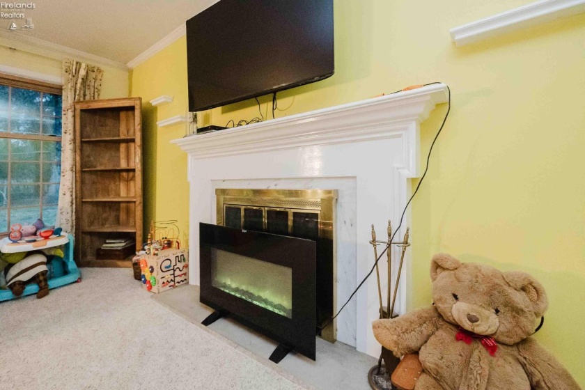 20 Pinecrest Drive, Tiffin, 44883, 3 Bedrooms Bedrooms, ,4 BathroomsBathrooms,Residential,For Sale,Pinecrest,20254839