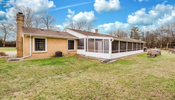 20 Pinecrest Drive, Tiffin, 44883, 3 Bedrooms Bedrooms, ,4 BathroomsBathrooms,Residential,For Sale,Pinecrest,20254839 20 Pinecrest Drive, Tiffin, 44883, 3 Bedrooms Bedrooms, ,4 BathroomsBathrooms,Residential,For Sale,Pinecrest,20254839