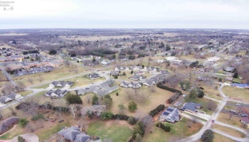 20 Pinecrest Drive, Tiffin, 44883, 3 Bedrooms Bedrooms, ,4 BathroomsBathrooms,Residential,For Sale,Pinecrest,20254839