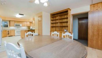 20 Pinecrest Drive, Tiffin, 44883, 3 Bedrooms Bedrooms, ,4 BathroomsBathrooms,Residential,For Sale,Pinecrest,20254839 20 Pinecrest Drive, Tiffin, 44883, 3 Bedrooms Bedrooms, ,4 BathroomsBathrooms,Residential,For Sale,Pinecrest,20254839