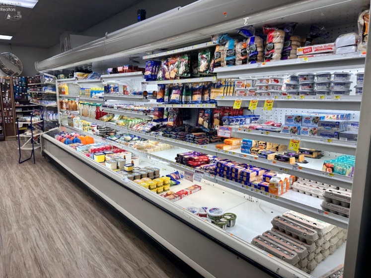 104 Madison Street, Gibsonburg, 43431, ,Commercial,For Sale,Madison,20260068