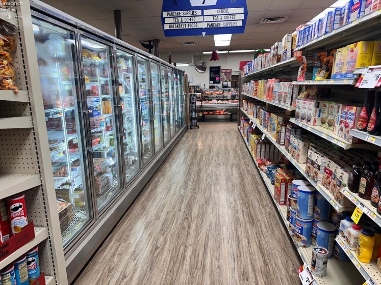 104 Madison Street, Gibsonburg, 43431, ,Commercial,For Sale,Madison,20260068