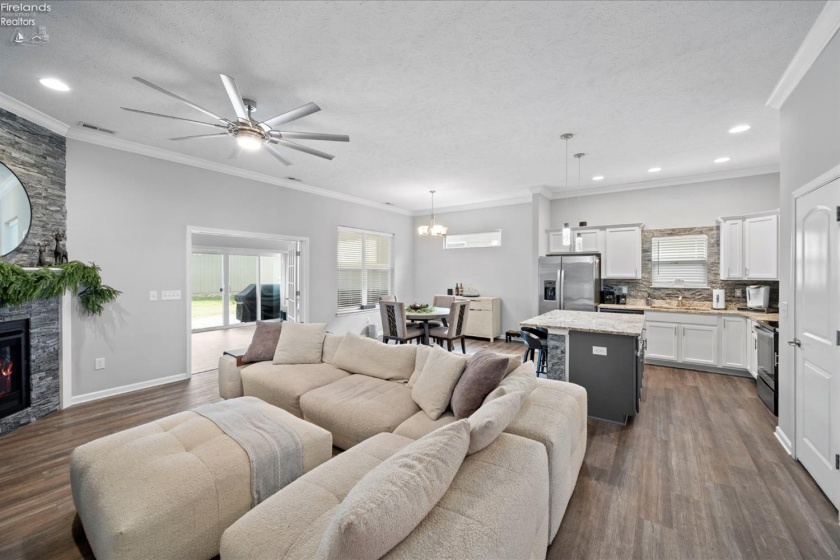 4070 Coventry Circle, Huron, 44839, 3 Bedrooms Bedrooms, ,2 BathroomsBathrooms,Residential,For Sale,Coventry,20260085