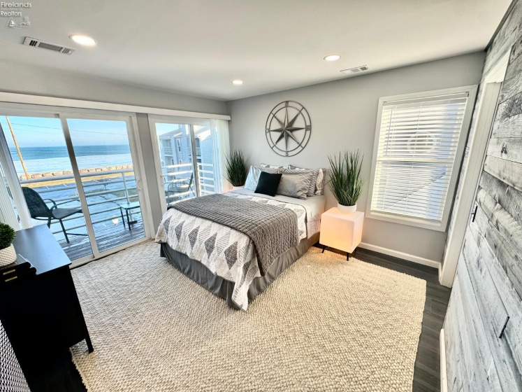 274 Clinton Reef Drive, Port Clinton, 43452, 1 Bedroom Bedrooms, ,1 BathroomBathrooms,Residential,For Sale,Clinton Reef,20260098