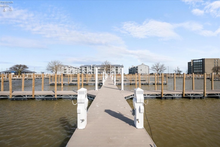 274 Clinton Reef Drive, Port Clinton, 43452, 1 Bedroom Bedrooms, ,1 BathroomBathrooms,Residential,For Sale,Clinton Reef,20260098