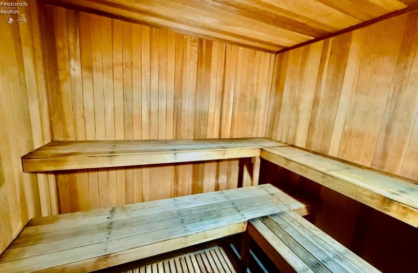 274 Clinton Reef Drive, Port Clinton, 43452, 1 Bedroom Bedrooms, ,1 BathroomBathrooms,Residential,For Sale,Clinton Reef,20260098