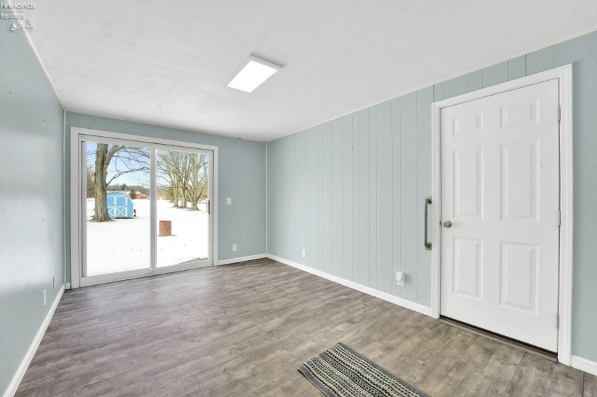 106 Lake Street, South Amherst, 44001, 2 Bedrooms Bedrooms, ,1 BathroomBathrooms,Residential,For Sale,Lake,20260106