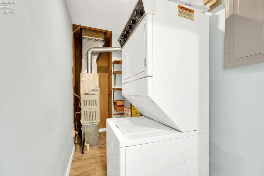 106 Lake Street, South Amherst, 44001, 2 Bedrooms Bedrooms, ,1 BathroomBathrooms,Residential,For Sale,Lake,20260106