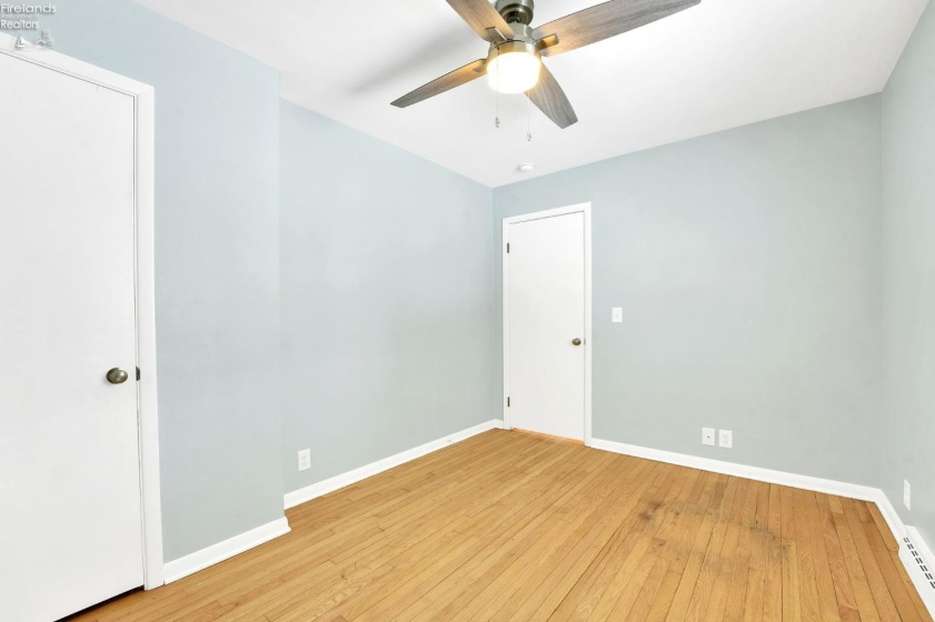 106 Lake Street, South Amherst, 44001, 2 Bedrooms Bedrooms, ,1 BathroomBathrooms,Residential,For Sale,Lake,20260106