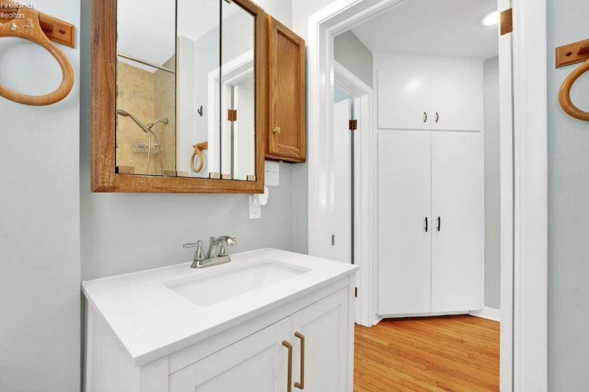 106 Lake Street, South Amherst, 44001, 2 Bedrooms Bedrooms, ,1 BathroomBathrooms,Residential,For Sale,Lake,20260106