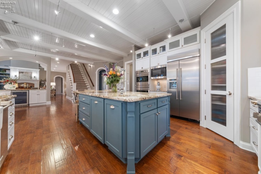 4712 Marsh View Drive, Port Clinton, 43452, 4 Bedrooms Bedrooms, ,4 BathroomsBathrooms,Residential,For Sale,Marsh View,20254842