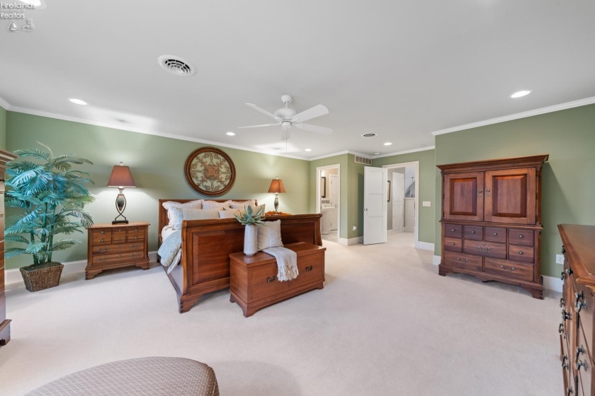 4712 Marsh View Drive, Port Clinton, 43452, 4 Bedrooms Bedrooms, ,4 BathroomsBathrooms,Residential,For Sale,Marsh View,20254842