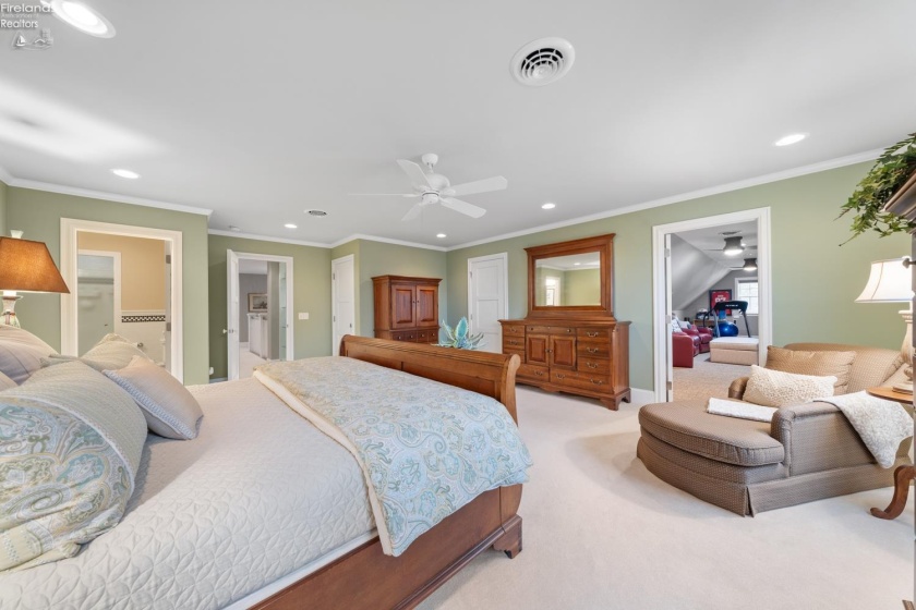 4712 Marsh View Drive, Port Clinton, 43452, 4 Bedrooms Bedrooms, ,4 BathroomsBathrooms,Residential,For Sale,Marsh View,20254842