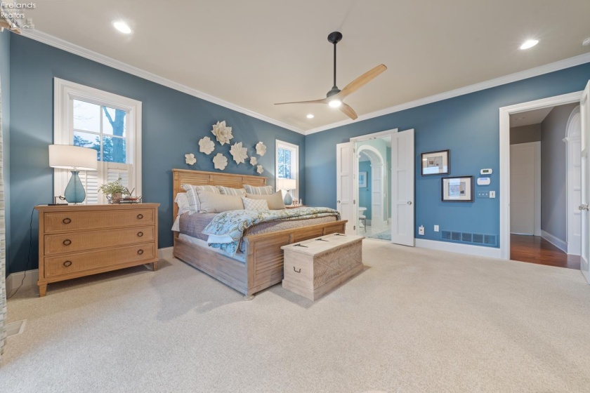 4712 Marsh View Drive, Port Clinton, 43452, 4 Bedrooms Bedrooms, ,4 BathroomsBathrooms,Residential,For Sale,Marsh View,20254842