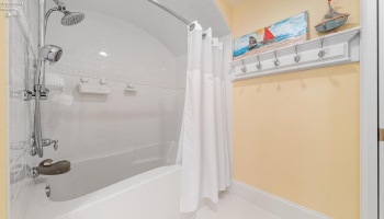 4712 Marsh View Drive, Port Clinton, 43452, 4 Bedrooms Bedrooms, ,4 BathroomsBathrooms,Residential,For Sale,Marsh View,20254842