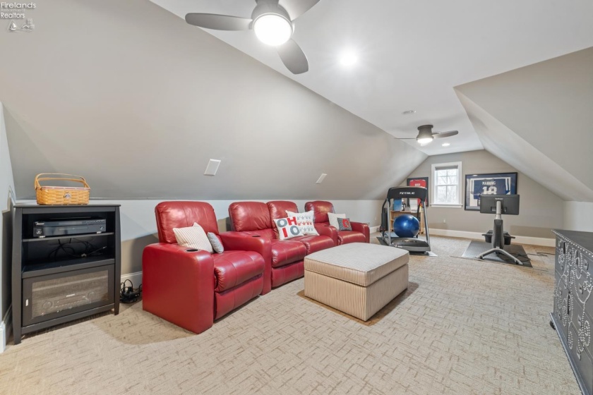 4712 Marsh View Drive, Port Clinton, 43452, 4 Bedrooms Bedrooms, ,4 BathroomsBathrooms,Residential,For Sale,Marsh View,20254842