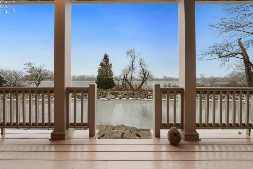 4712 Marsh View Drive, Port Clinton, 43452, 4 Bedrooms Bedrooms, ,4 BathroomsBathrooms,Residential,For Sale,Marsh View,20254842