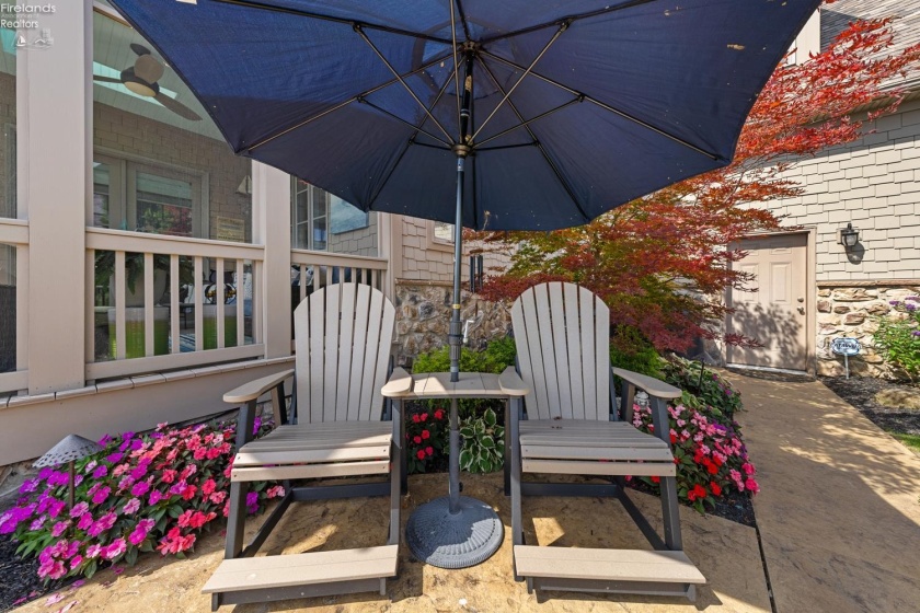 4712 Marsh View Drive, Port Clinton, 43452, 4 Bedrooms Bedrooms, ,4 BathroomsBathrooms,Residential,For Sale,Marsh View,20254842