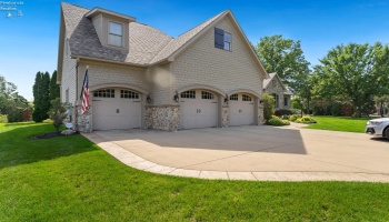 4712 Marsh View Drive, Port Clinton, 43452, 4 Bedrooms Bedrooms, ,4 BathroomsBathrooms,Residential,For Sale,Marsh View,20254842