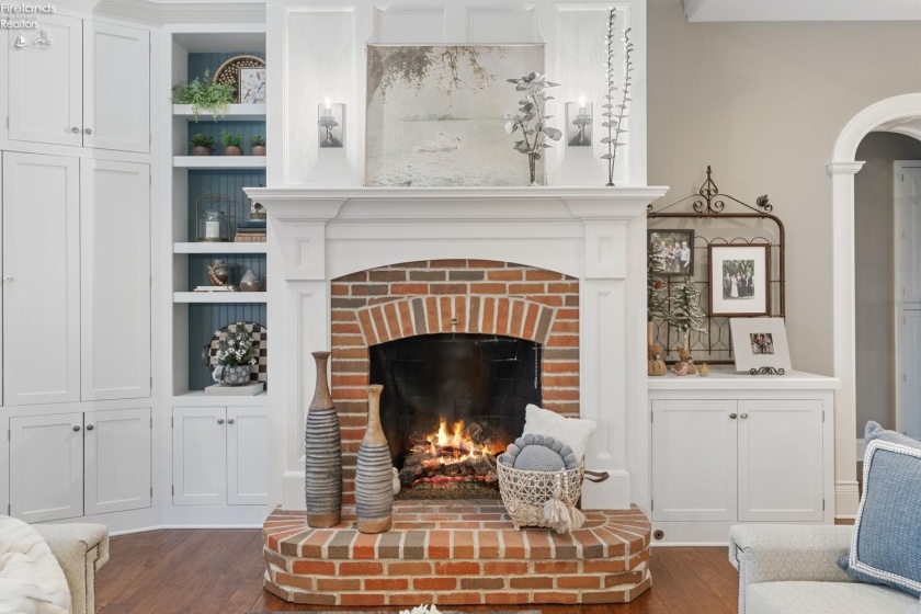 4712 Marsh View Drive, Port Clinton, 43452, 4 Bedrooms Bedrooms, ,4 BathroomsBathrooms,Residential,For Sale,Marsh View,20254842