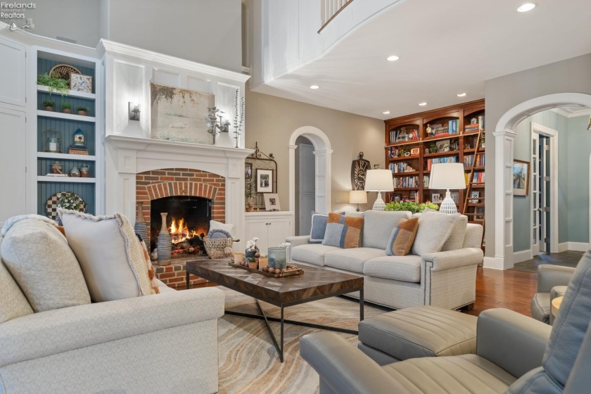 4712 Marsh View Drive, Port Clinton, 43452, 4 Bedrooms Bedrooms, ,4 BathroomsBathrooms,Residential,For Sale,Marsh View,20254842