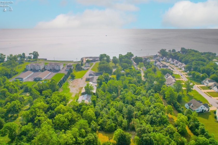 828 Main Street, Marblehead, 43440, 3 Bedrooms Bedrooms, ,2 BathroomsBathrooms,Residential,For Sale,Main,20260104