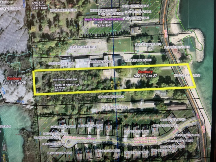 902 Main Street, Marblehead, 43440, 1 Bedroom Bedrooms, ,2 BathroomsBathrooms,Residential,For Sale,Main,20260103