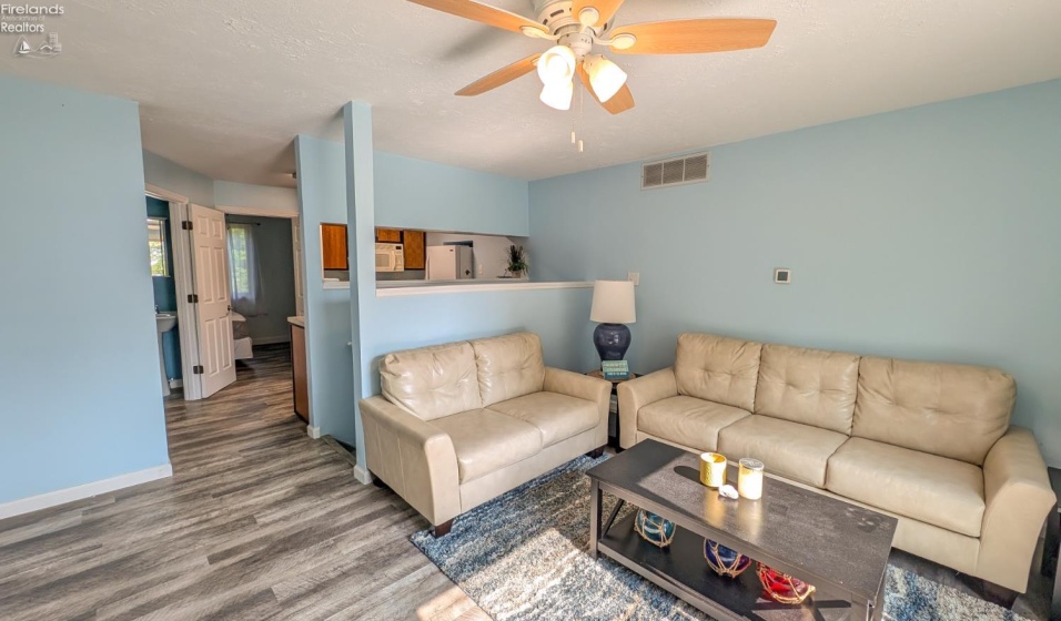 902 Main Street, Marblehead, 43440, 1 Bedroom Bedrooms, ,2 BathroomsBathrooms,Residential,For Sale,Main,20260103