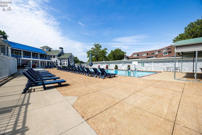 32 Marina Point Drive, Sandusky, 44870, 2 Bedrooms Bedrooms, ,2 BathroomsBathrooms,Residential,For Sale,Marina Point,20260100