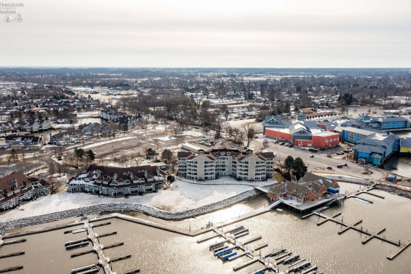 32 Marina Point Drive, Sandusky, 44870, 2 Bedrooms Bedrooms, ,2 BathroomsBathrooms,Residential,For Sale,Marina Point,20260100