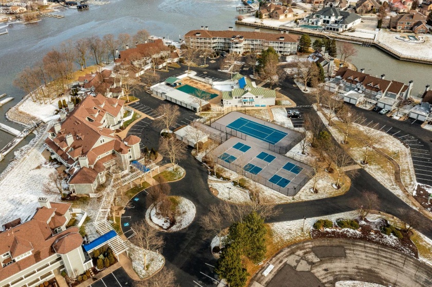 32 Marina Point Drive, Sandusky, 44870, 2 Bedrooms Bedrooms, ,2 BathroomsBathrooms,Residential,For Sale,Marina Point,20260100