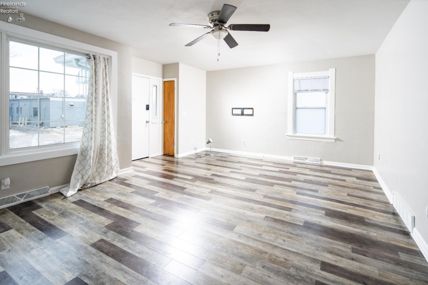 2750 119th street, Toledo, 43611, 2 Bedrooms Bedrooms, ,1 BathroomBathrooms,Residential,For Sale,119th street,20254834