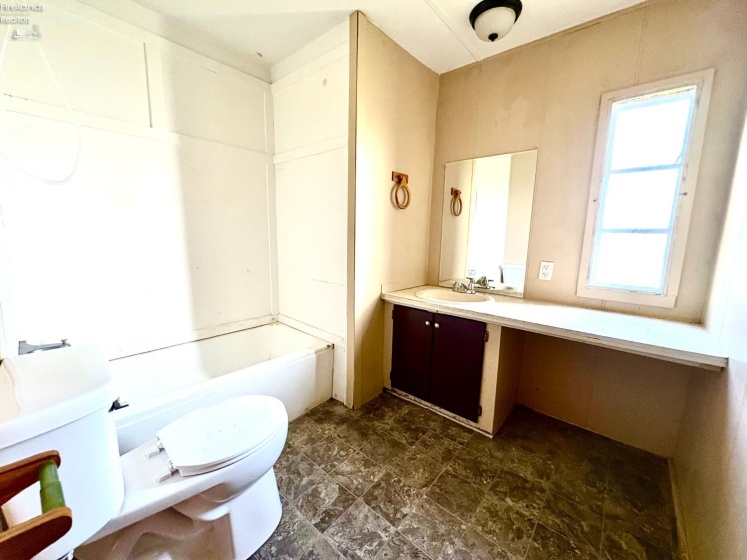 1121 Clayberg, Greenwich, 44837, 3 Bedrooms Bedrooms, ,1 BathroomBathrooms,Residential,For Sale,Clayberg,20253565