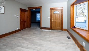 1009 Napoleon Street, Fremont, 43420, 3 Bedrooms Bedrooms, ,1 BathroomBathrooms,Residential,For Sale,Napoleon,20260027