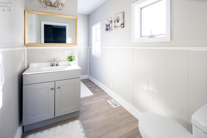 1009 Napoleon Street, Fremont, 43420, 3 Bedrooms Bedrooms, ,1 BathroomBathrooms,Residential,For Sale,Napoleon,20260027