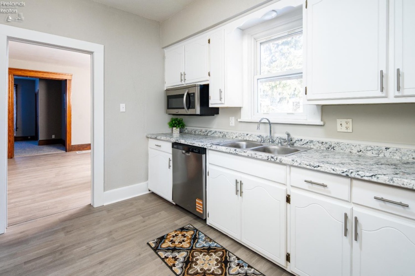 1009 Napoleon Street, Fremont, 43420, 3 Bedrooms Bedrooms, ,1 BathroomBathrooms,Residential,For Sale,Napoleon,20260027