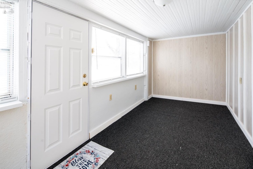 1009 Napoleon Street, Fremont, 43420, 3 Bedrooms Bedrooms, ,1 BathroomBathrooms,Residential,For Sale,Napoleon,20260027