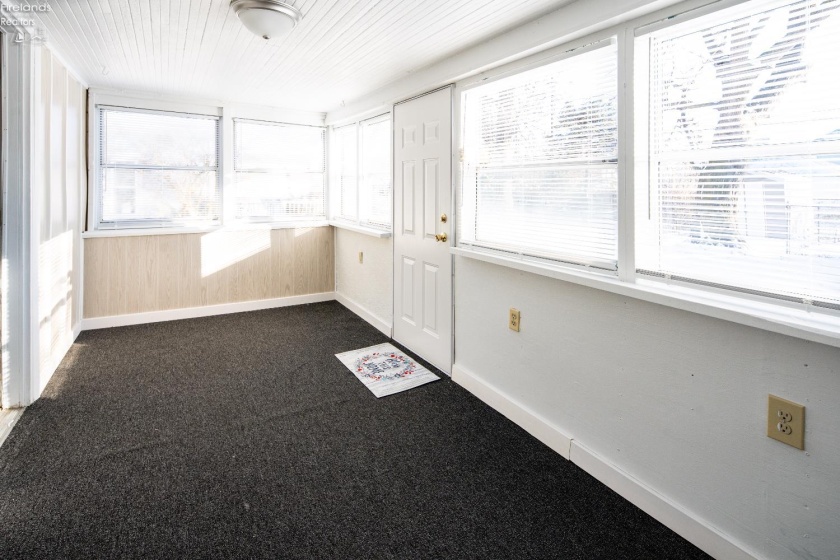 1009 Napoleon Street, Fremont, 43420, 3 Bedrooms Bedrooms, ,1 BathroomBathrooms,Residential,For Sale,Napoleon,20260027