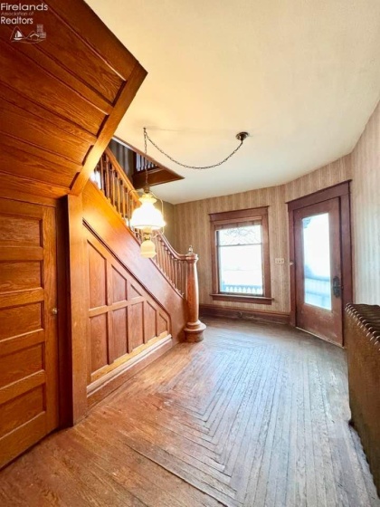 122 Washington Street, Port Clinton, 43452, 3 Bedrooms Bedrooms, ,2 BathroomsBathrooms,Residential,For Sale,Washington,20260133