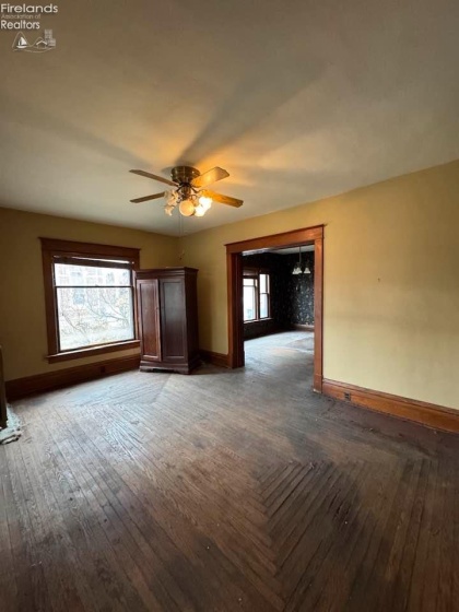 122 Washington Street, Port Clinton, 43452, 3 Bedrooms Bedrooms, ,2 BathroomsBathrooms,Residential,For Sale,Washington,20260133