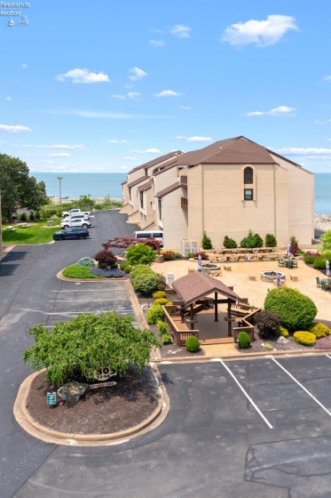 1807 Perry Street, Port Clinton, 43452, 2 Bedrooms Bedrooms, ,2 BathroomsBathrooms,Residential,For Sale,Perry,20260183