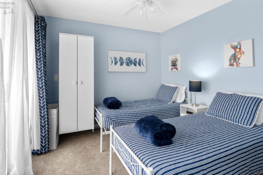 1807 Perry Street, Port Clinton, 43452, 2 Bedrooms Bedrooms, ,2 BathroomsBathrooms,Residential,For Sale,Perry,20260183