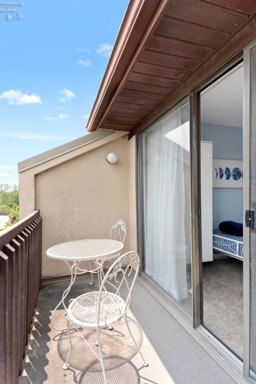 1807 Perry Street, Port Clinton, 43452, 2 Bedrooms Bedrooms, ,2 BathroomsBathrooms,Residential,For Sale,Perry,20260183