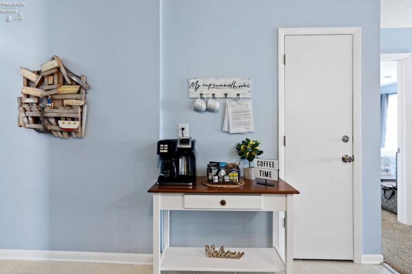 1807 Perry Street, Port Clinton, 43452, 2 Bedrooms Bedrooms, ,2 BathroomsBathrooms,Residential,For Sale,Perry,20260183