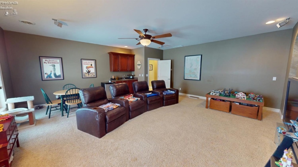 3125 Alexandrias Drive, Sandusky, 44870, 4 Bedrooms Bedrooms, ,4 BathroomsBathrooms,Residential,For Sale,Alexandrias,20260017