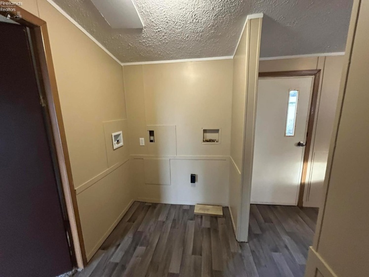 1121 Clayberg, Greenwich, 44837, 3 Bedrooms Bedrooms, ,2 BathroomsBathrooms,Residential,For Sale,Clayberg,20260163